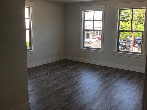 2nd image of 440 College St APT C