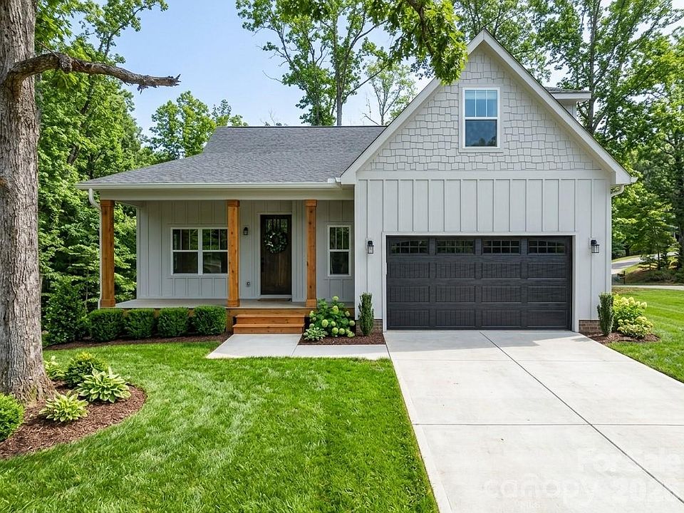 1st image of 285 Woodridge Dr
