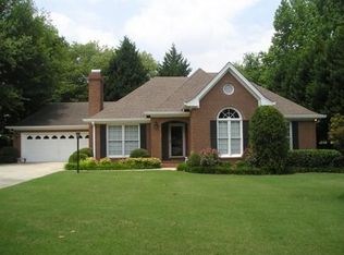 1900 Fairfield Dr, Dalton, GA 30720