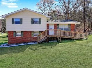 1408 Prospect Rd, Chickamauga, GA 30707