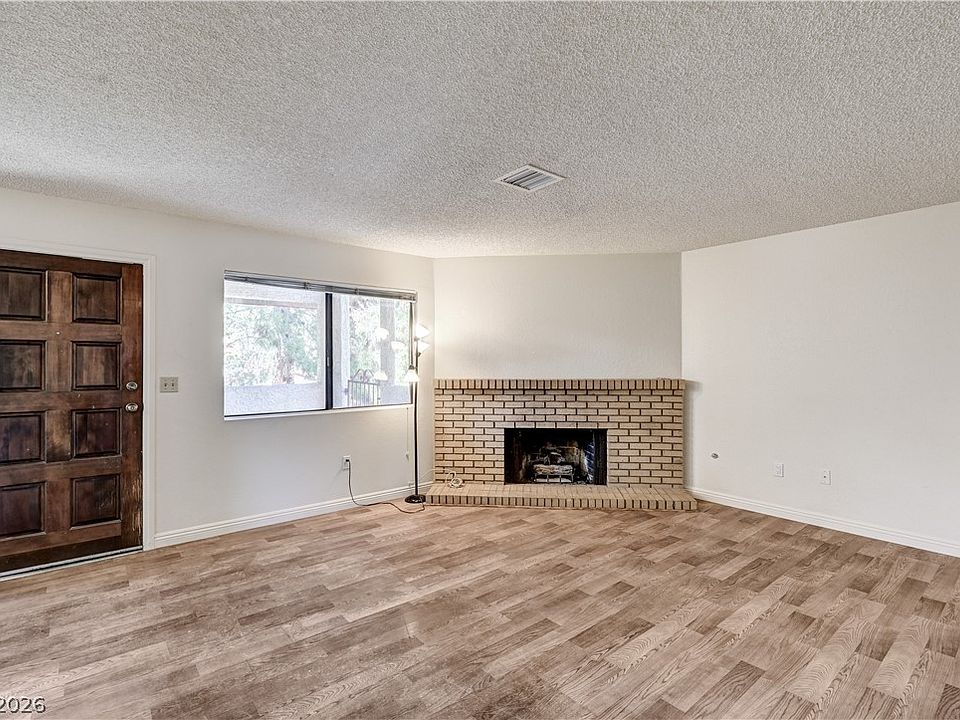1st image of 817 Rock Springs Dr APT 202