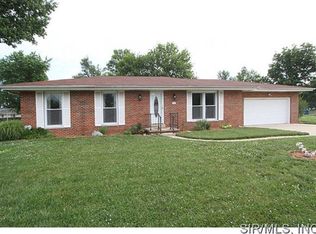 204 W Main St, Saint Jacob, IL 62281