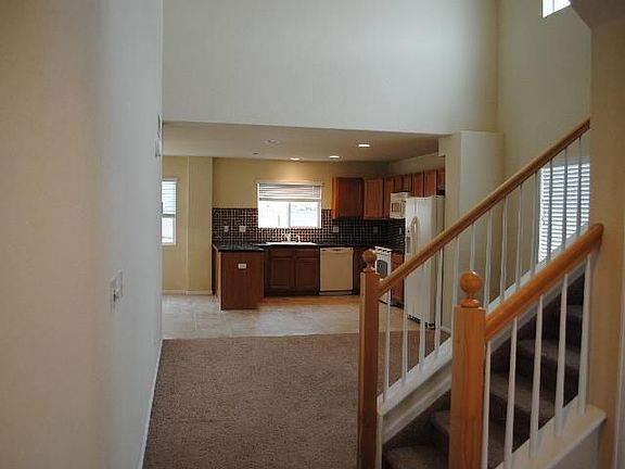 Living room/Kitchen from entry