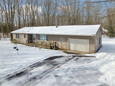 8027 Fair Oak Dr, Whitmore Lake, MI, 48189