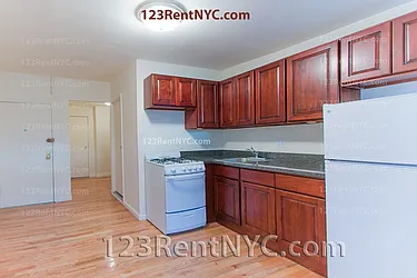 Rented by Chartwell Manhattan Realty