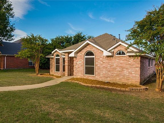 2nd image of 3909 Brazos Dr