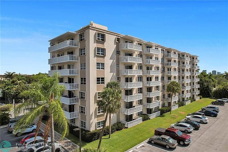 1st image of 1831 NE 38th St APT 503