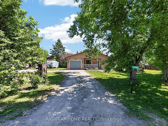 2nd image of 2792 Stephen Dr