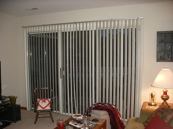 5th image of 220 Southwick Ct #220