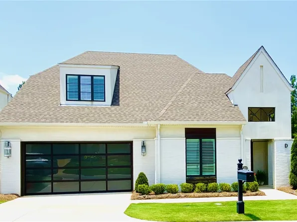 2051 Moores Mill Rd. #Unit D, Auburn, AL 36830