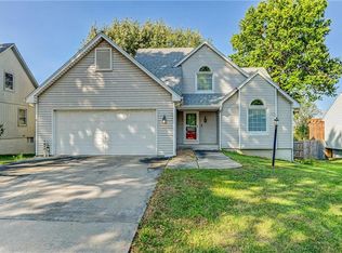 2218 N Salem Dr, Independence, MO 64058