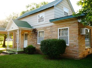 900 W Main St, Cabool, MO 65689