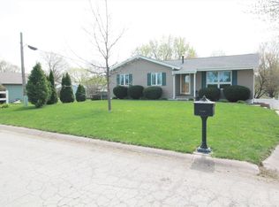 114 W Walnut St, Clarinda, IA 51632