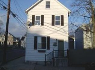 187 Chambers St, Phillipsburg, NJ 08865