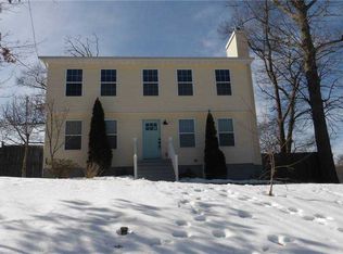 34 Tamarack Rd, Rocky Point, NY 11778