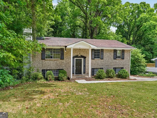 5770 Deerfield Trl, Atlanta, GA 30349