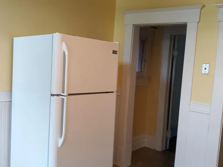 520 W Mercury St — Photo 5