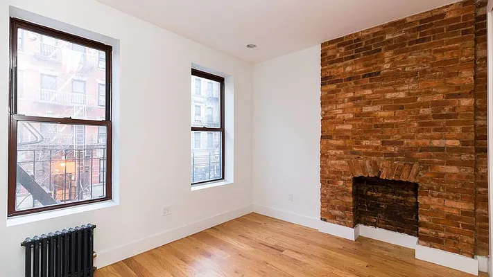 Rented by Nooklyn NYC LLC | media 21