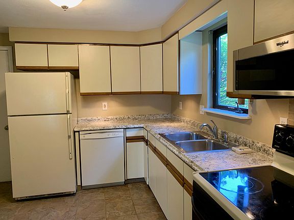 2nd image of 8491 Bubbling Springs Dr