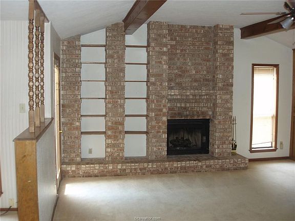 5th image of 2606 Westwood Main Dr