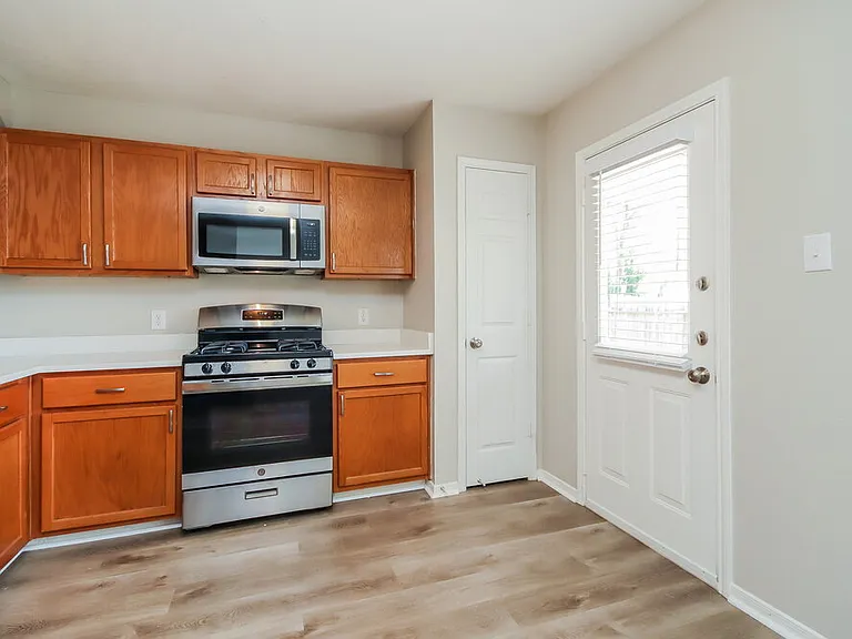 3121 Centennial Village Dr — Photo 9