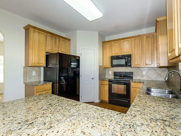 4059 Clover Rd NW — Photo 8