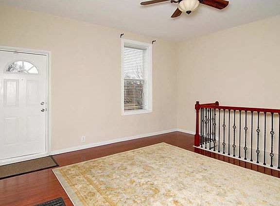 4th image of 3212 Dakota St