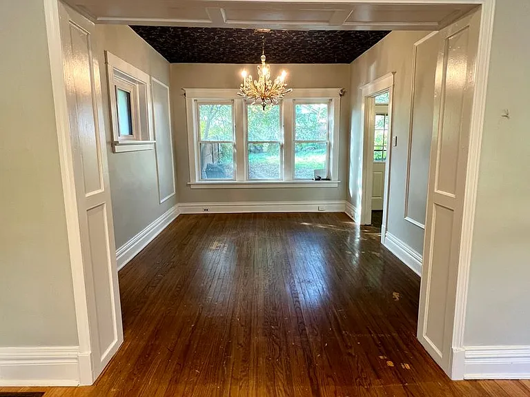 6114 Columbia Ave — Photo 14