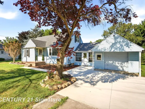 1449 Midland Rd, Saginaw, MI 48638