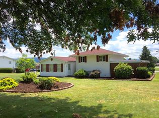 30 Burlington Ave, Uniontown, PA 15401