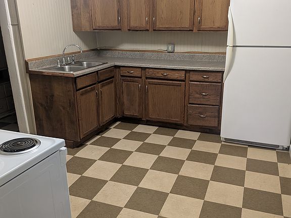 5th image of 271 Central St #3