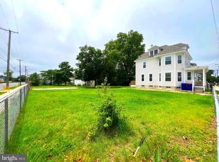 523 E Pine St, Millville, NJ