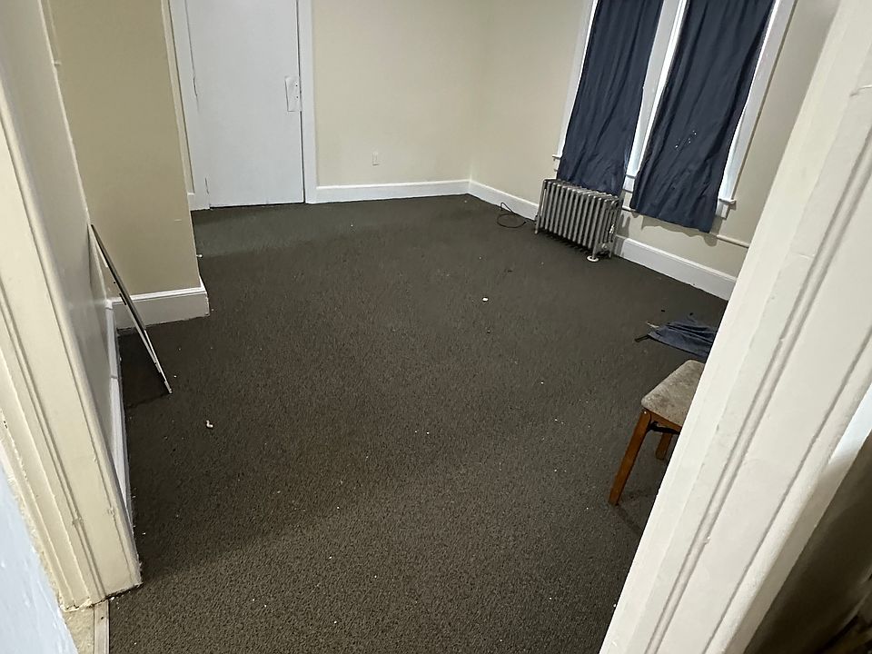 2nd image of 303 Robble Ave #1