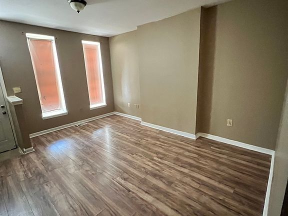 4th image of 1433 N Fulton Ave