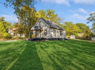 919 McKinley Ave, Des Moines, IA 50315