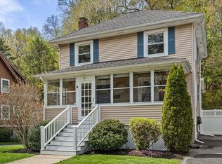 97 Warwick Rd, Melrose, MA 02176