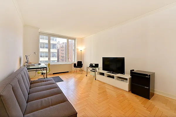 Sold by Nest Seekers International | media 1