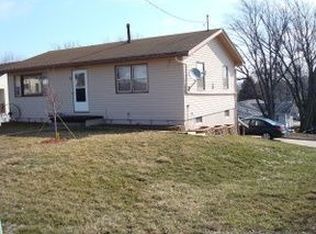 11 Ehrig Ave, Treynor, IA 51575