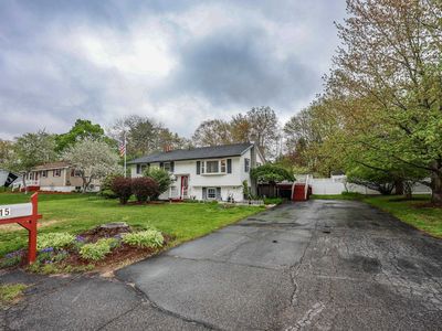 15 Raymond Drive, Merrimack, NH, 03054