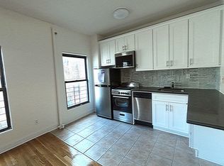 211 E 117th St #3, New York, NY 10035