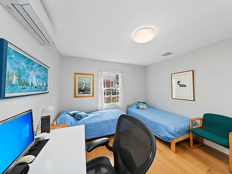 250 Soledad Place — Photo 25