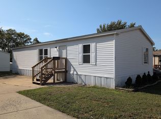 32 Gladiola Ln #G32, Belton, MO 64012