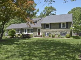 17 Arrowhead Rd, Morristown, NJ 07960