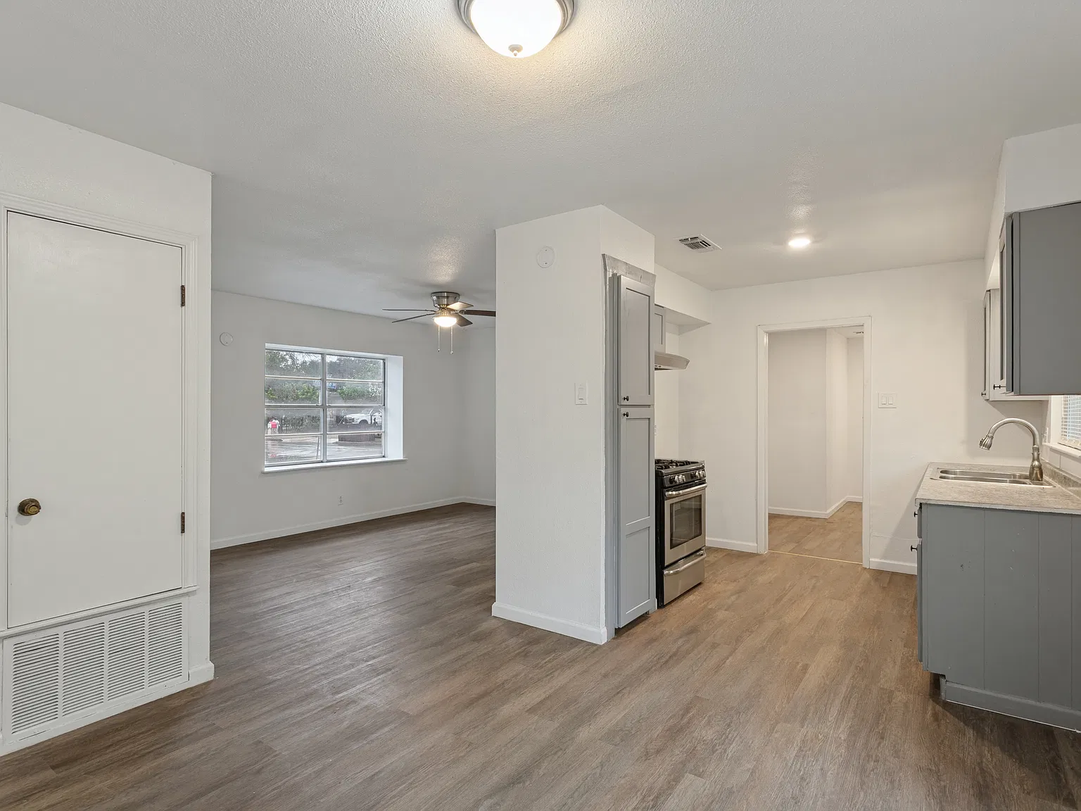4 bed, 1650 sqft, $1,750 — Photo 3