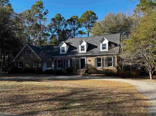 1121 Pine Lake Dr, Hartsville, SC 29550