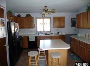 81 Miller Ln, Windsor, PA 17366