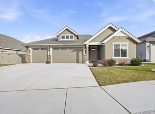 3170 Mountain Quail Ln, Richland, WA 99354