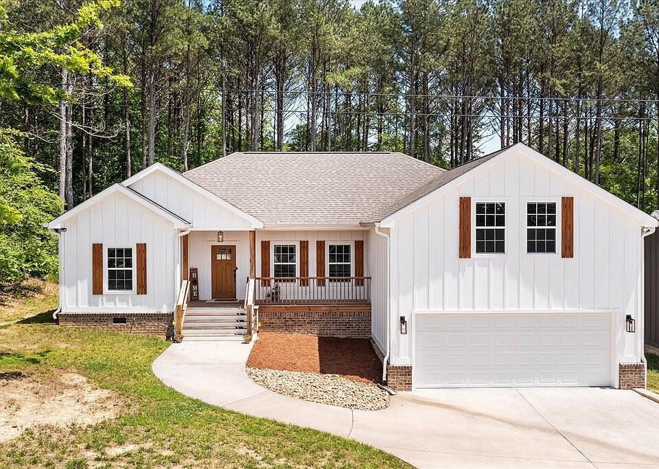 1st image of 3182 Crow Rd