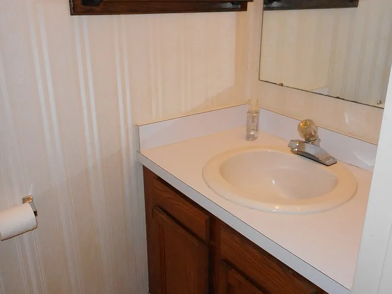 515 Spring Garden St #A — Photo 8