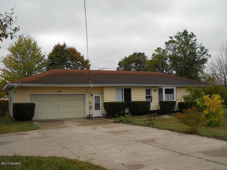 12485 Lincoln Lake Ave, Gowen, MI 49326 Zillow